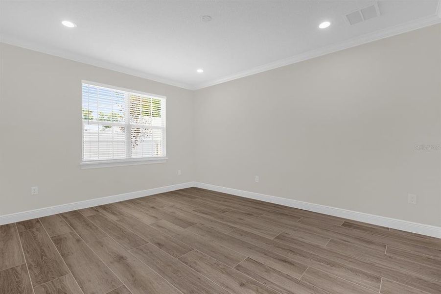 Spacious, unfurnished interior of a new home in , Summerfield (Image 17).