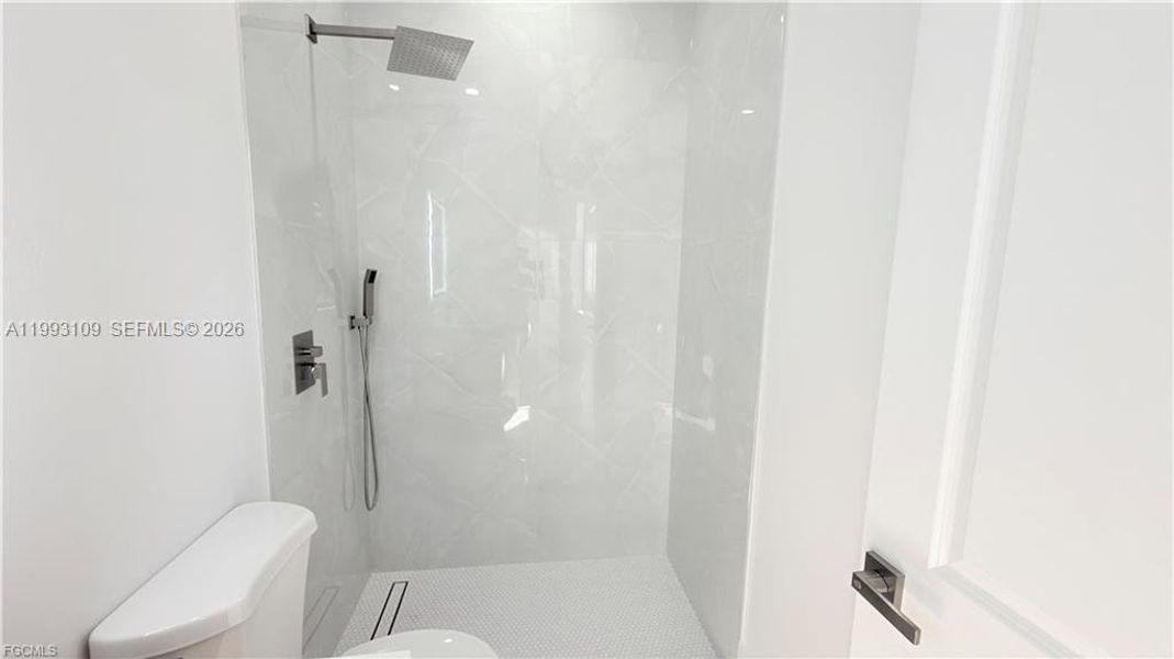 Furnished interior view inside a new home in , Fort Myers (Image 14).