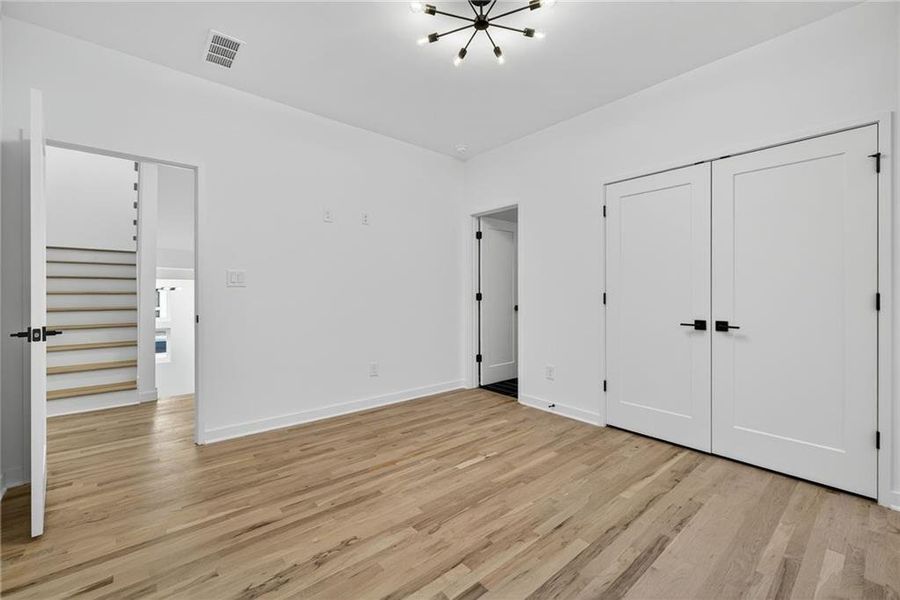 Spacious, unfurnished interior of a new home in , Atlanta (Image 20).