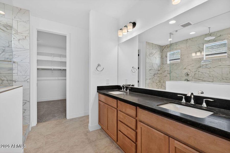 hj-az-phoenix-asante-encore-victory-lot-