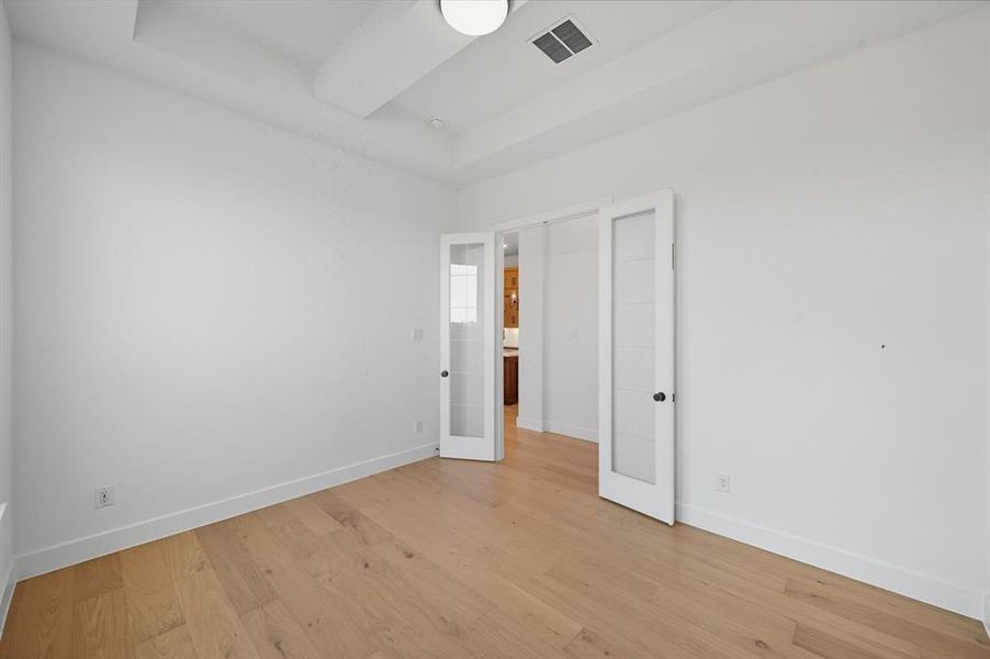 Spacious, unfurnished interior of a new home in Star Trail: 55ft. lots, Prosper (Image 23). Spacious, unfurnished interior of a new home in Star Trail: 55ft. lots, Prosper (Image 23).