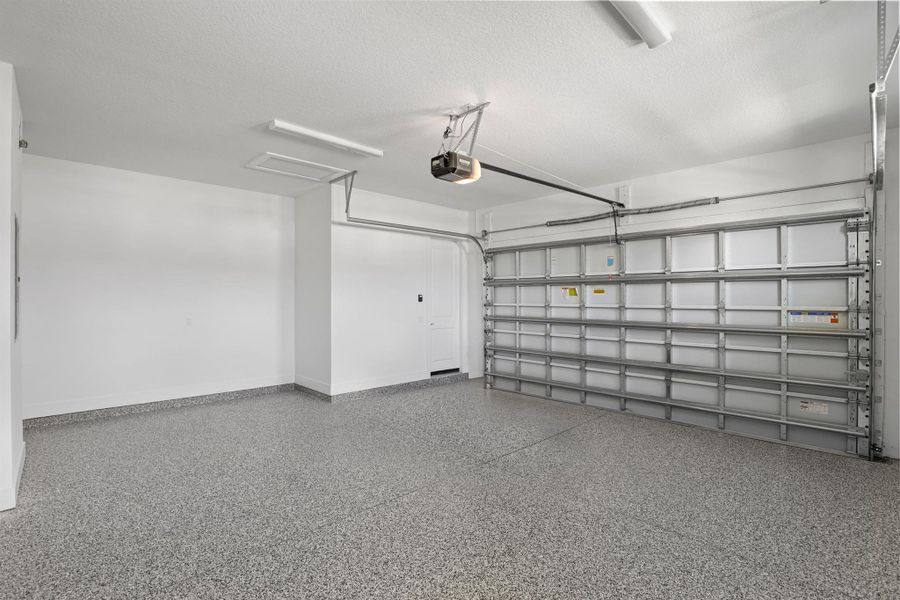 Spacious, unfurnished interior of a new home in Cove Royale, Stuart (Image 19). Spacious, unfurnished interior of a new home in Cove Royale, Stuart (Image 19).