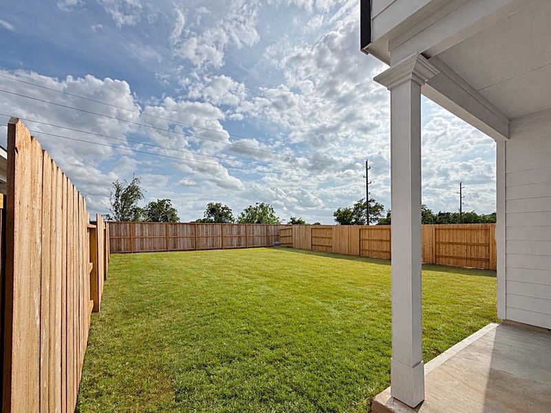 Exterior details and patio area of a home in La Segarra, Brookshire (Image 14).