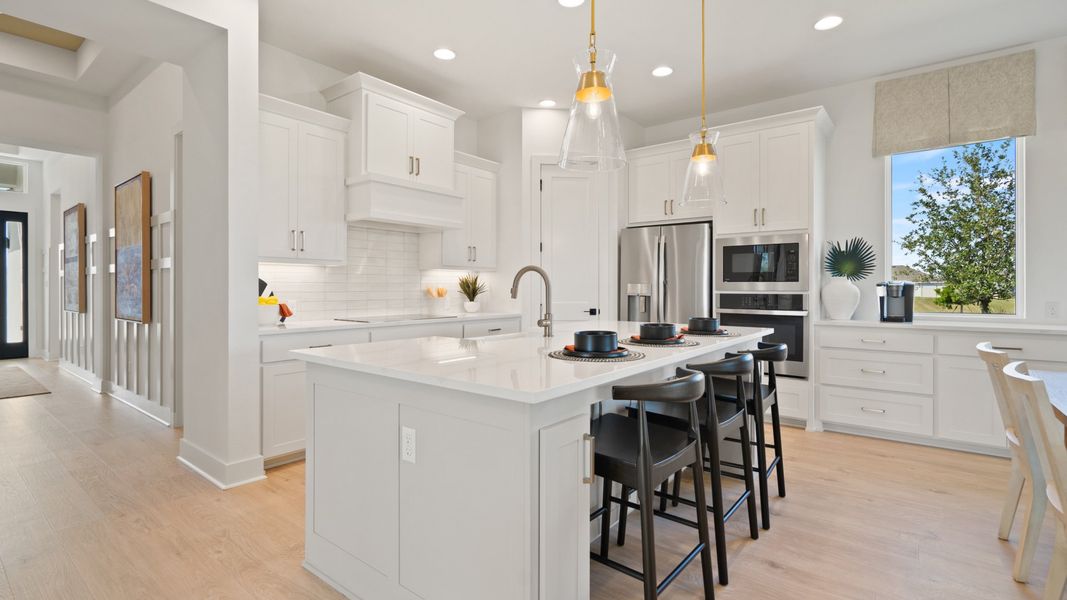 Representative furnished interior of a home built from the 2517F by Perry Homes in Mandarin Grove, Palmetto (Image 5).