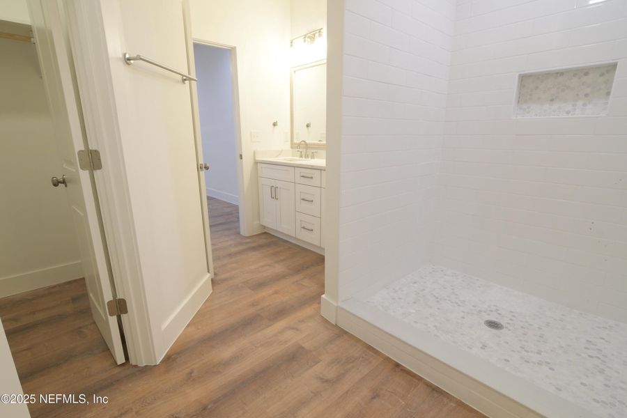 Spacious, unfurnished interior of a new home in , Jacksonville (Image 30). Spacious, unfurnished interior of a new home in , Jacksonville (Image 30).