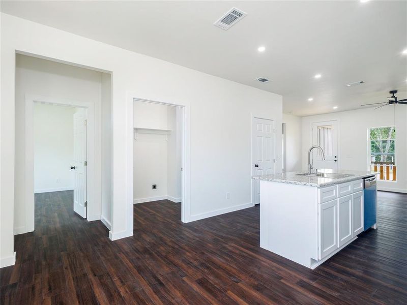 Spacious, unfurnished interior of a new home in , Brownwood (Image 9).