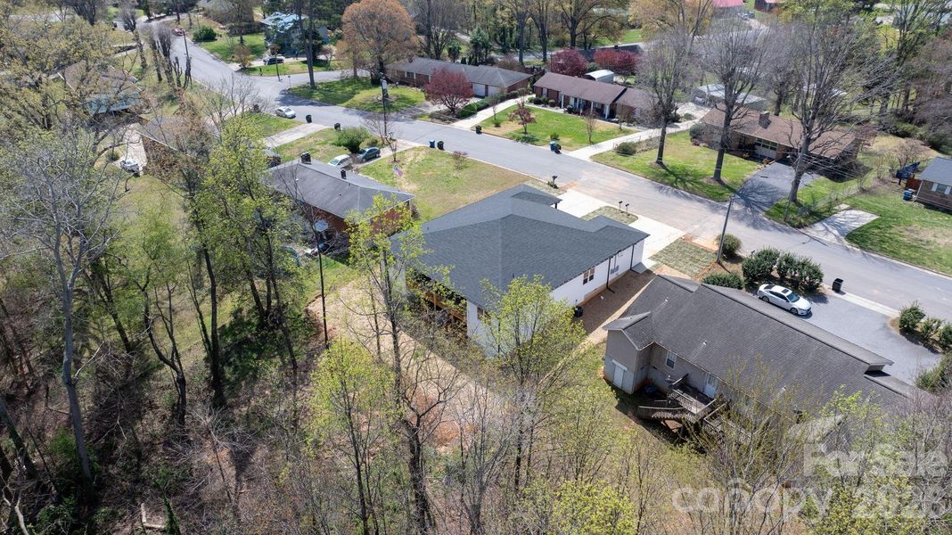 Image 44 of a home in .