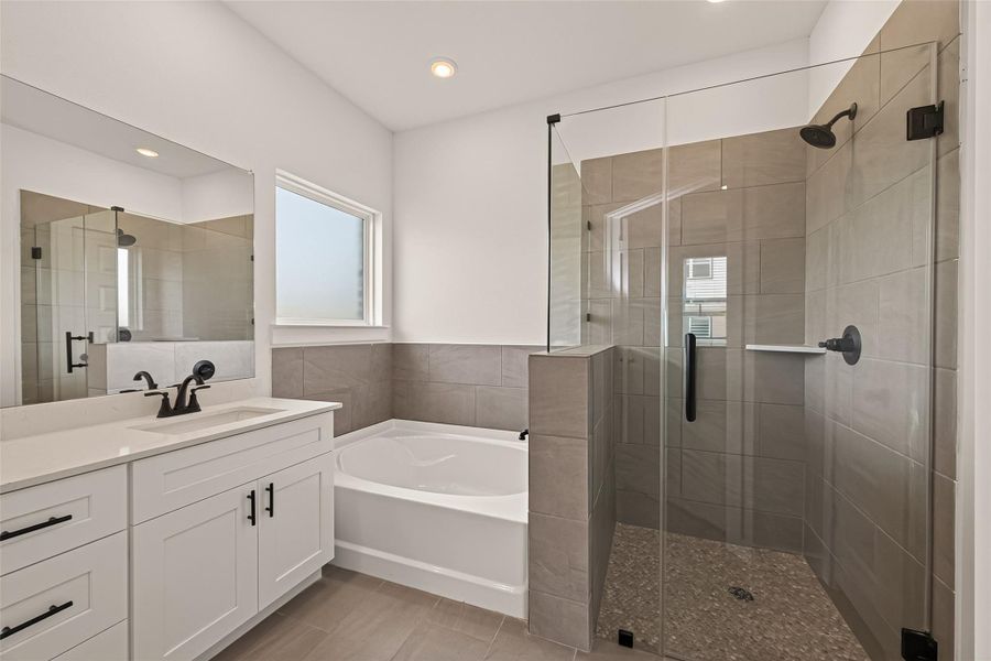 Furnished interior view inside a new home in Foxtail Palms, Manvel (Image 11). Furnished interior view inside a new home in Foxtail Palms, Manvel (Image 11).