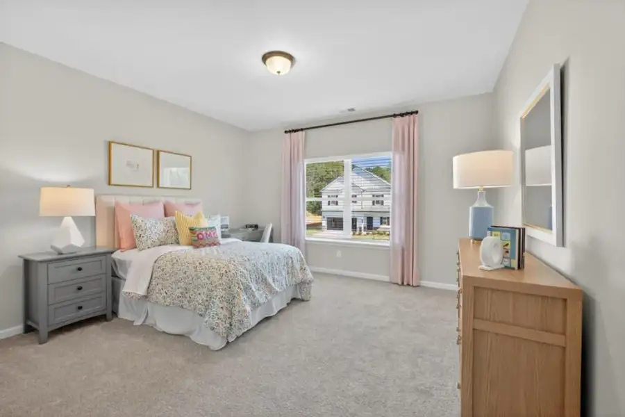 Furnished interior view inside a new home in Oakmont, Dallas (Image 9).