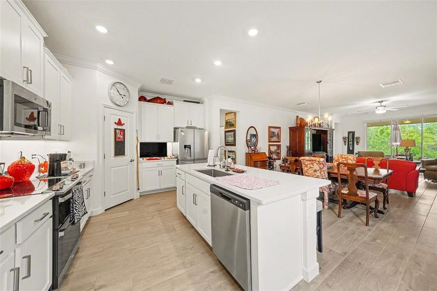 Furnished interior view inside a new home in , Land O' Lakes (Image 17).