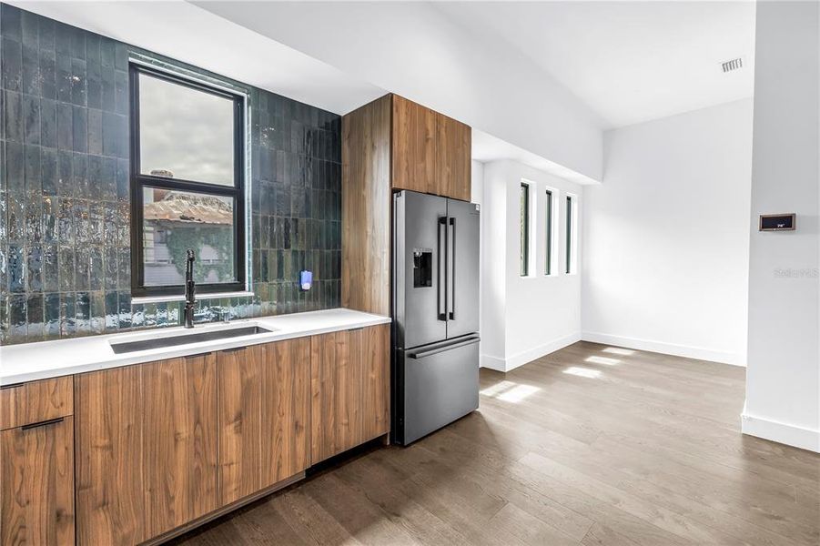 Furnished interior view inside a new home in East Oak Townhomes, Tampa (Image 16).