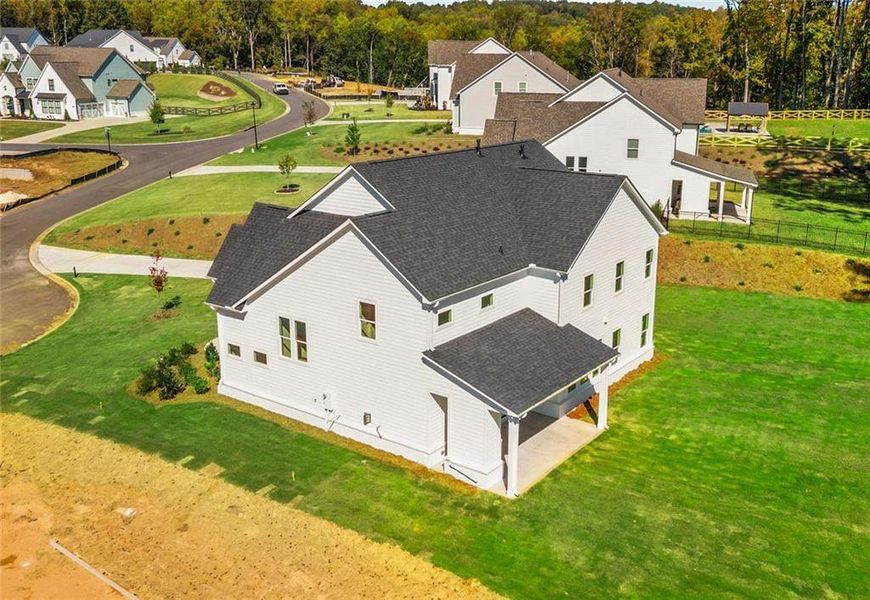 Exterior details and patio area of a home in Long Hollow Landing, Gainesville (Image 21).