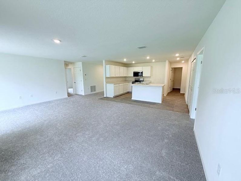 Spacious, unfurnished interior of a new home in Palm Coast, Palm Coast (Image 5).