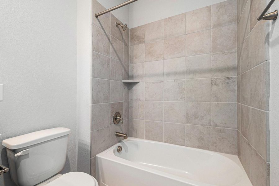 Image 16 of a home in Encino Estates. Image 16 of a home in Encino Estates.