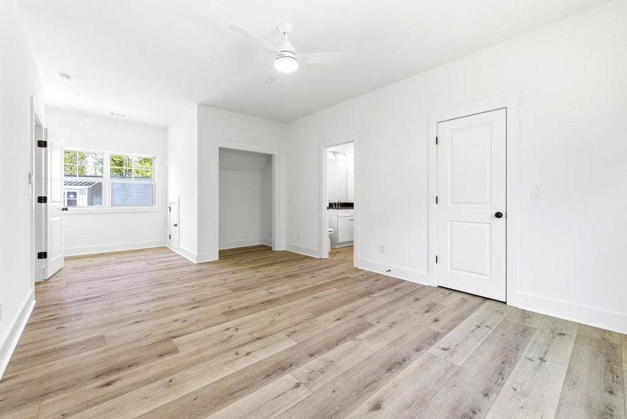 Spacious, unfurnished interior of a new home in , Jefferson (Image 67).