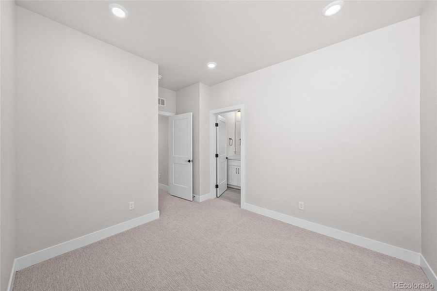 Spacious, unfurnished interior of a new home in , Littleton (Image 31).