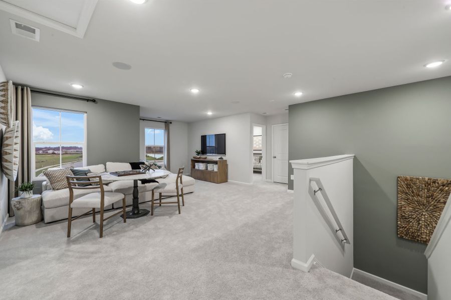 Furnished interior view inside a new home in Arcadia, Myrtle Beach (Image 4).