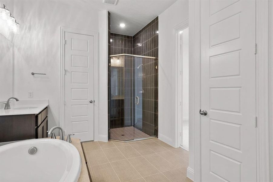 DAL_Painted Tree_Kilgore IV_4213 Attwater Street (21)