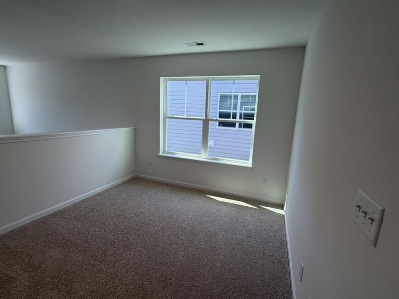 Spacious, unfurnished interior of a new home in Riverbrooke Townhomes, Simpsonville (Image 11).