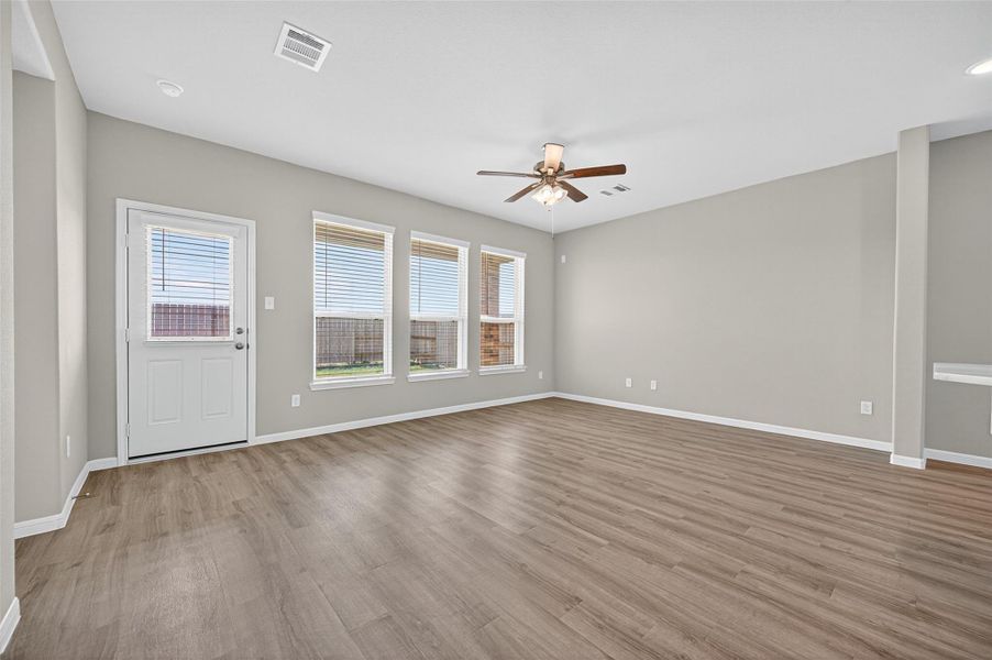 Spacious, unfurnished interior of a new home in Cypress Green, Hockley (Image 41).