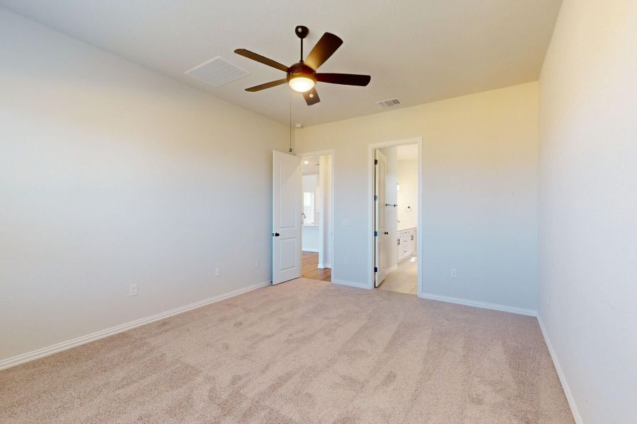 Owner's Bedroom Owner's Bedroom