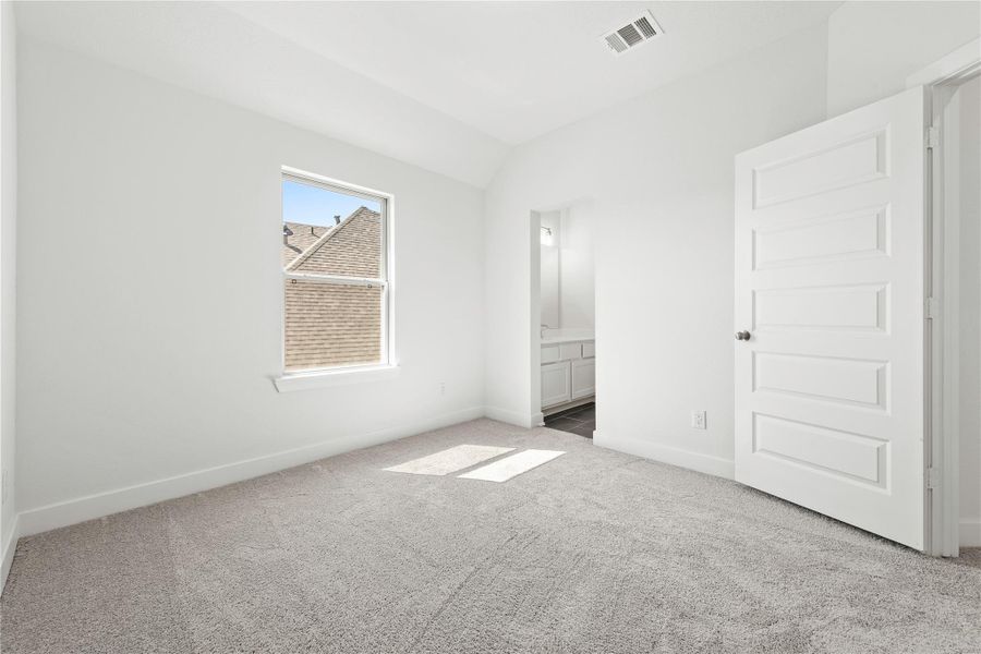 Representative image. Features, specifications, selections and colors may vary.