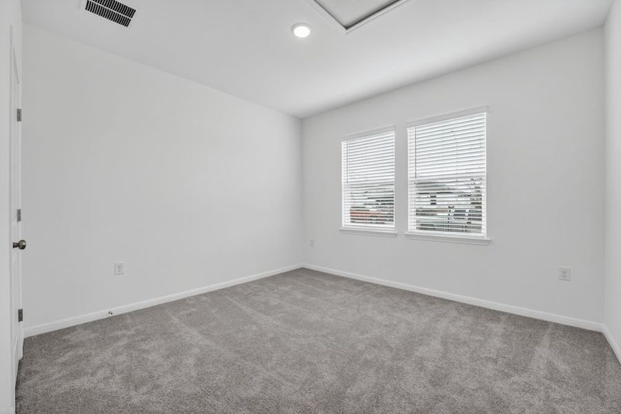 Spacious, unfurnished interior of a new home in Lisso, Pflugerville (Image 18).