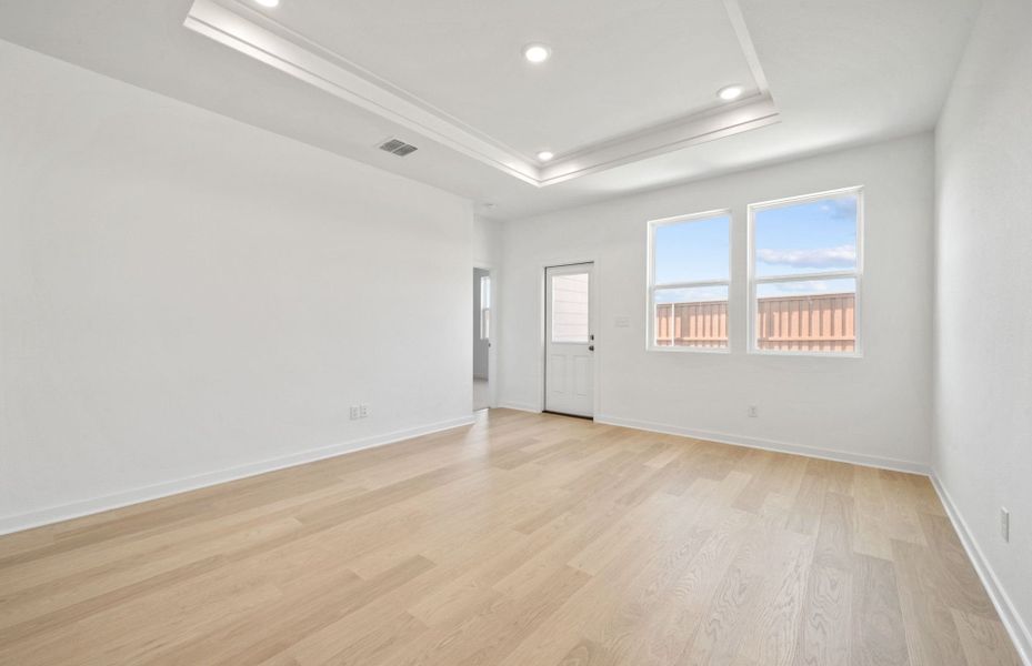 Spacious, unfurnished interior of a new home in Sunfield, Buda (Image 23). Spacious, unfurnished interior of a new home in Sunfield, Buda (Image 23).