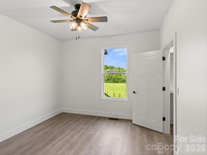 bedroom 3 with walk -in closet