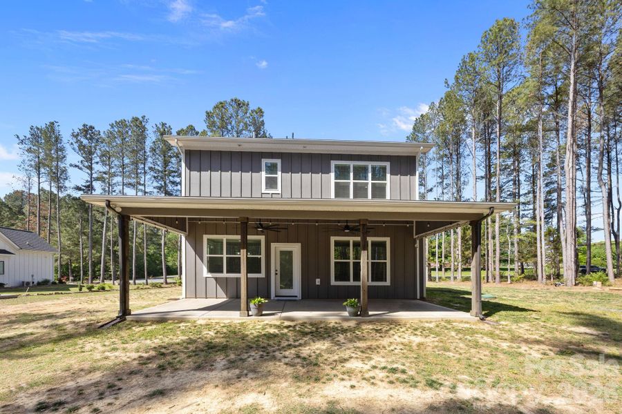Exterior details and patio area of a home in , Monroe (Image 28).