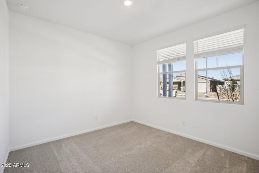 15-web-or-mls-W Bajada Rd-S1012-015