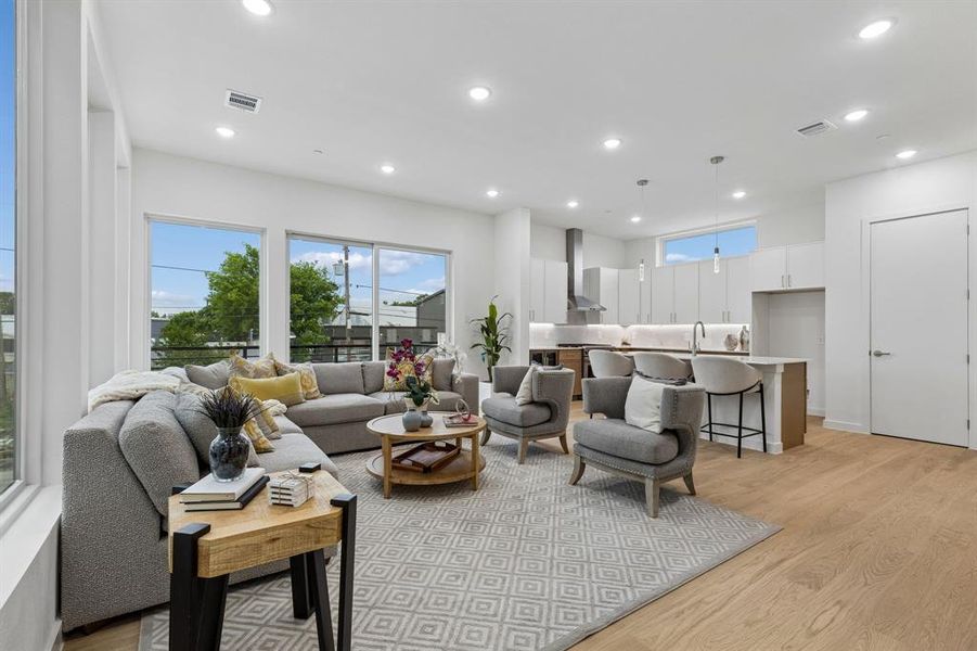Furnished interior view inside a new home in , Dallas (Image 4).
