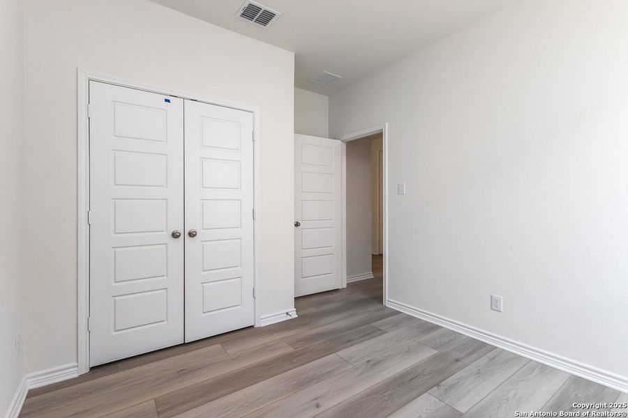 Spacious, unfurnished interior of a new home in Shoreline Park - Classic Collection, Boerne (Image 13). Spacious, unfurnished interior of a new home in Shoreline Park - Classic Collection, Boerne (Image 13).