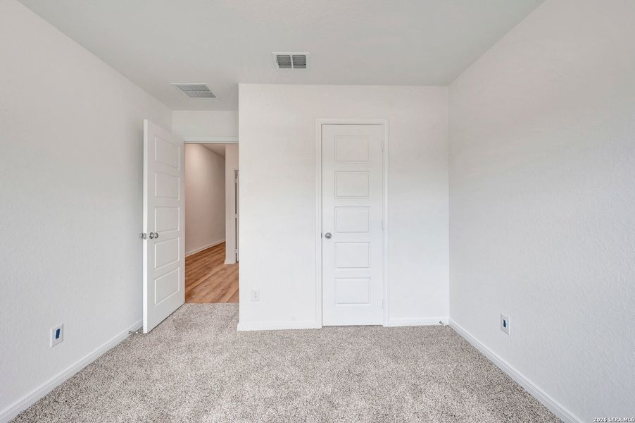Spacious, unfurnished interior of a new home in Agave, San Antonio (Image 20). Spacious, unfurnished interior of a new home in Agave, San Antonio (Image 20).