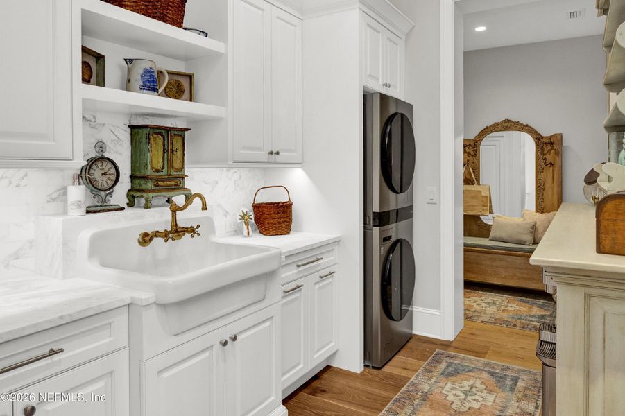 Furnished interior view inside a new home in , Ponte Vedra Beach (Image 53).