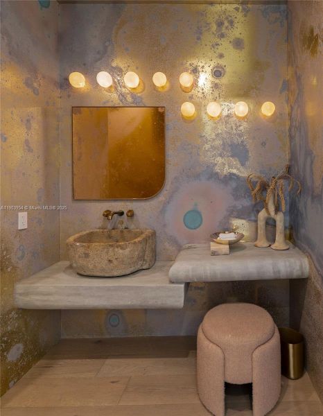 Furnished interior view inside a new home in , Miami Beach (Image 95).