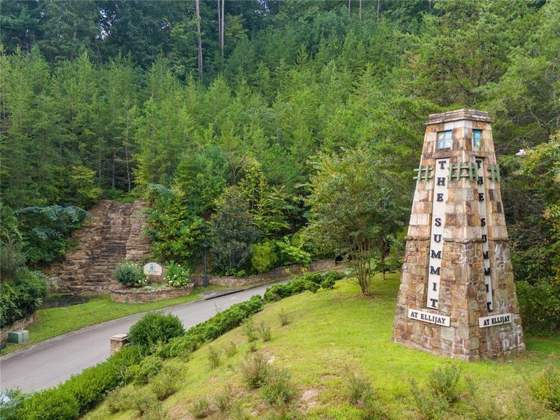 Image 20 of a home in .