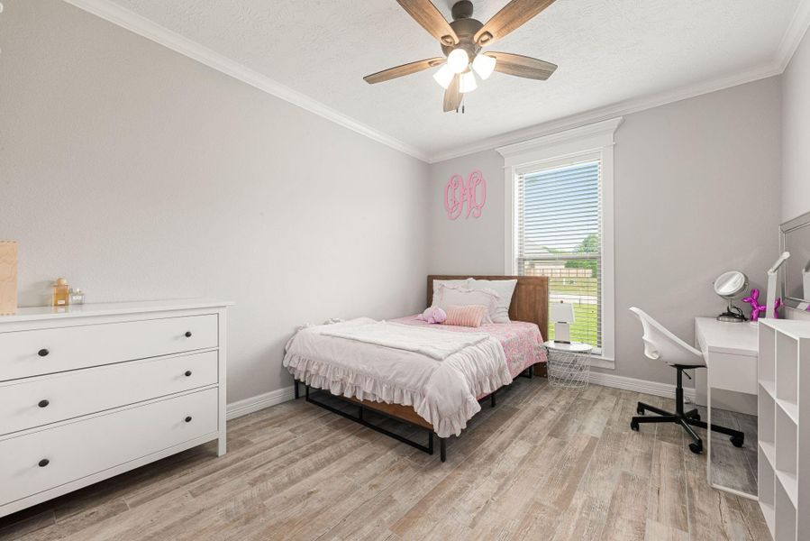 Furnished interior view inside a new home in , Beaumont (Image 18).