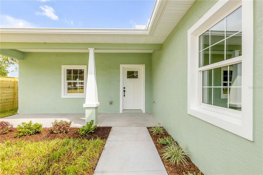 Exterior details and patio area of a home in , Oak Hill (Image 23).