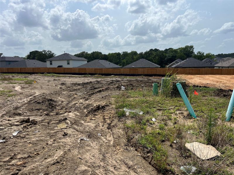 Site preparation for new homesites in Lexington Heights, Willis (Image 12).