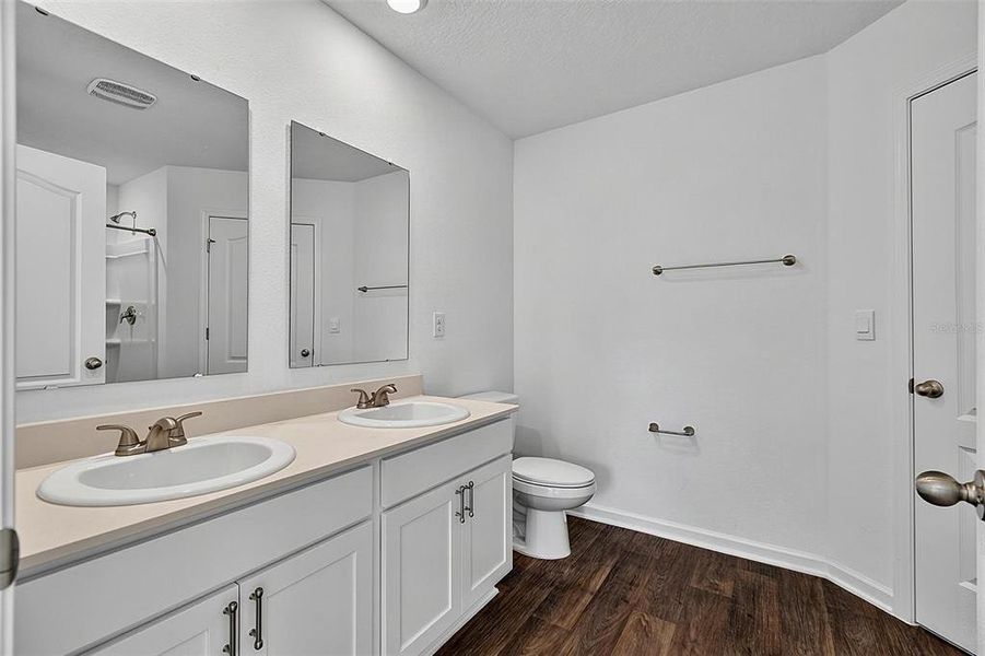 Furnished interior view inside a new home in , Palm Coast (Image 9).