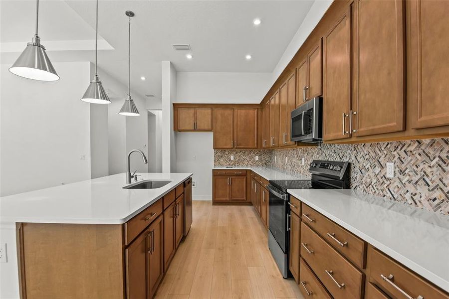 Furnished interior view inside a new home in The Reserve at Victoria, Deland (Image 16). Furnished interior view inside a new home in The Reserve at Victoria, Deland (Image 16).