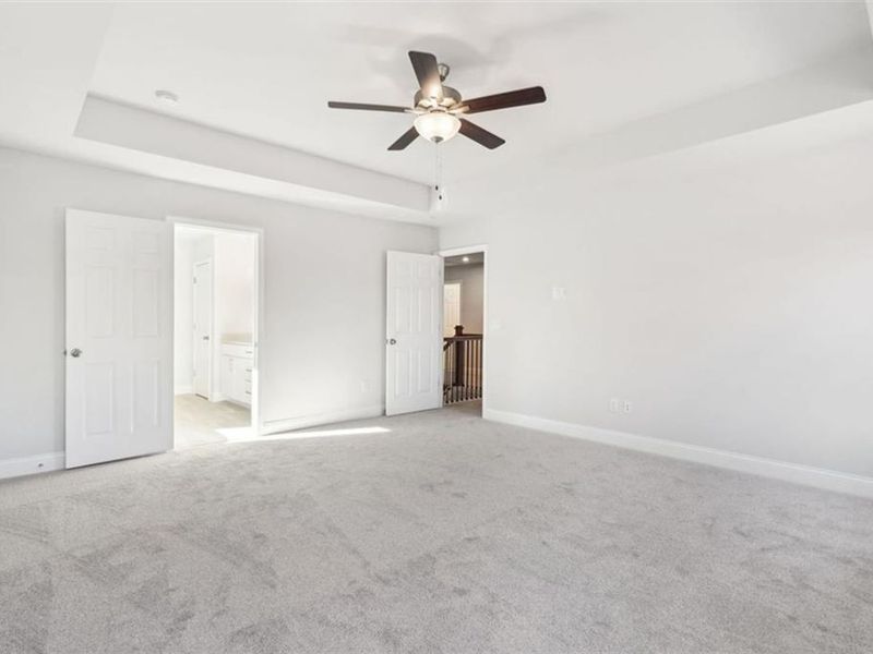 Spacious, unfurnished interior of a new home in Wehunt Meadows, Hoschton (Image 56).