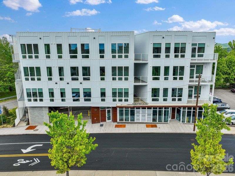 Condo located in Asheville, NC showcasing its design and architecture (Image 3).