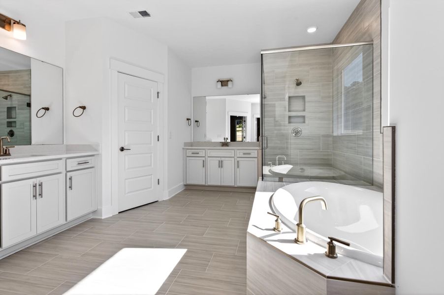 Furnished interior view inside a new home in The Village at Horse Creek, Graniteville (Image 9).