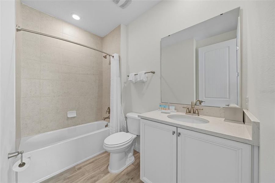 Furnished interior view inside a new home in , Kissimmee (Image 37). Furnished interior view inside a new home in , Kissimmee (Image 37).