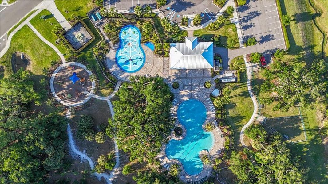 Community amenities in , Parrish (Image 49).