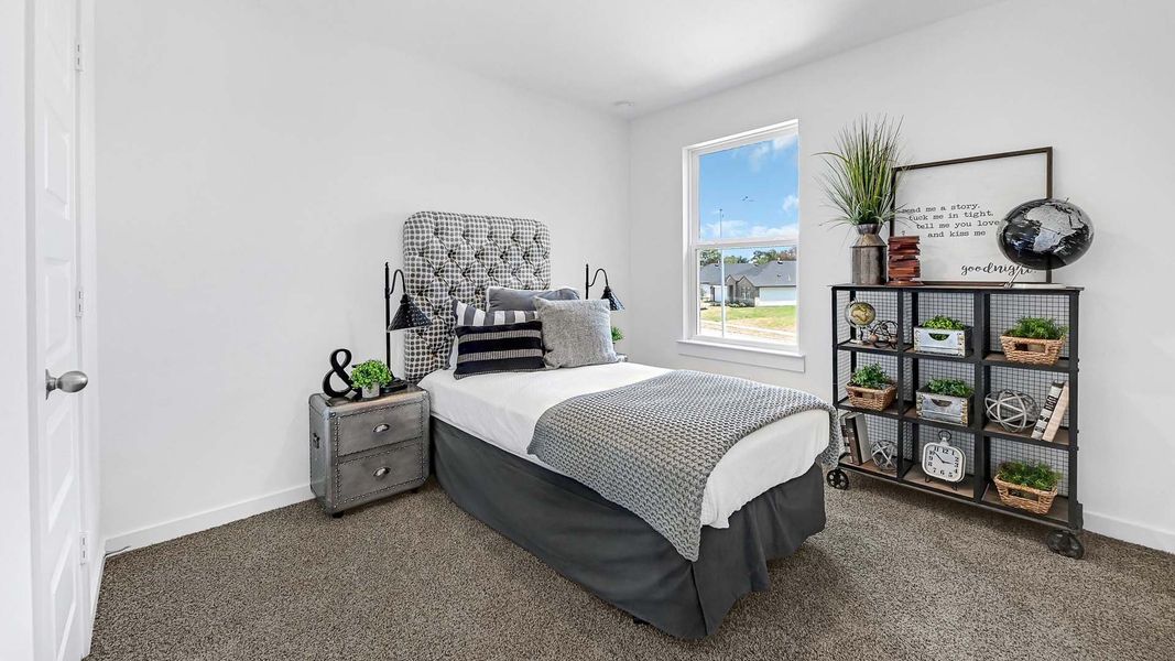 Furnished interior view inside a new home in Holly Ridge, Rosenberg (Image 16). Furnished interior view inside a new home in Holly Ridge, Rosenberg (Image 16).