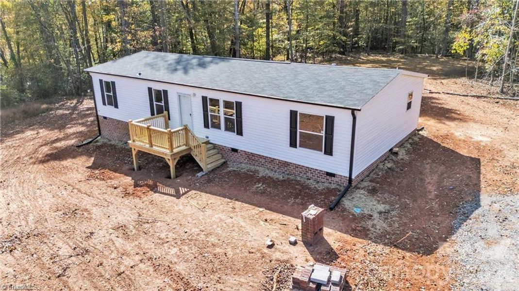 Exterior details and patio area of a home in , Taylorsville (Image 11).