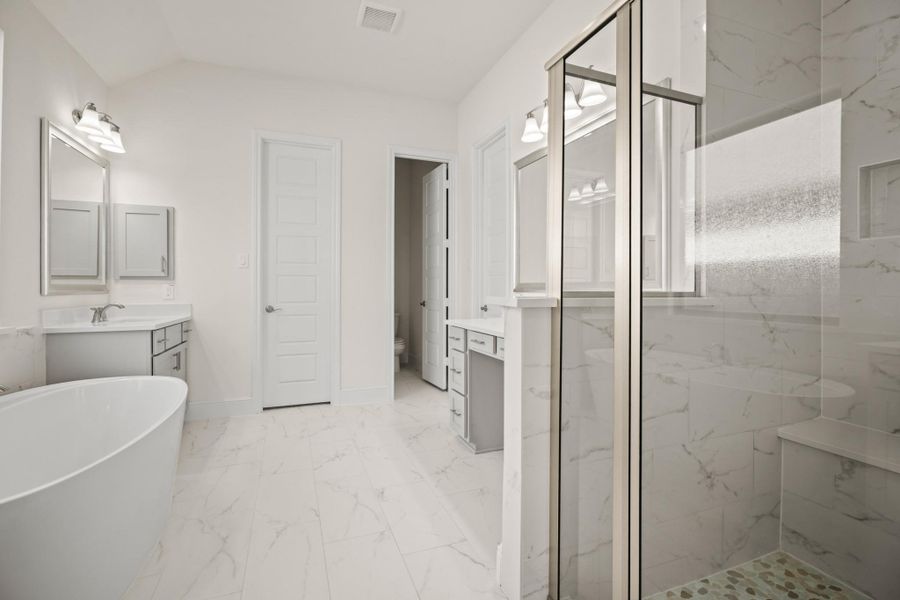 Furnished interior view inside a new home in Westwood, League City (Image 7). Furnished interior view inside a new home in Westwood, League City (Image 7).
